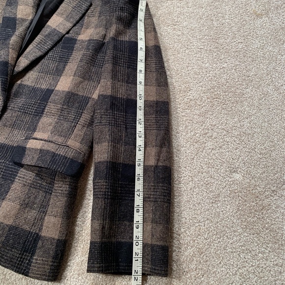 London Fog Plaid Blazer - Picture 11 of 12